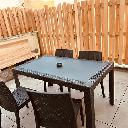 Maison La 109eme Apartament *